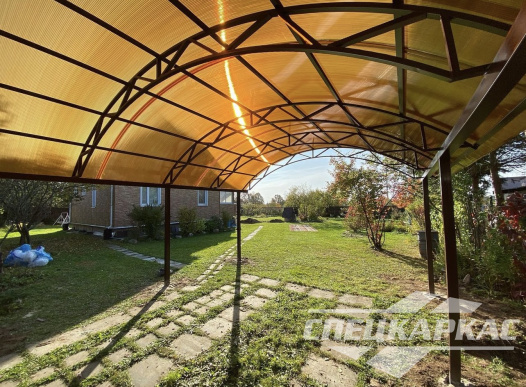 Навес для авто из поликарбоната №84 1903