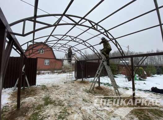 Навес для машины с декоративными раскосами №59 1648