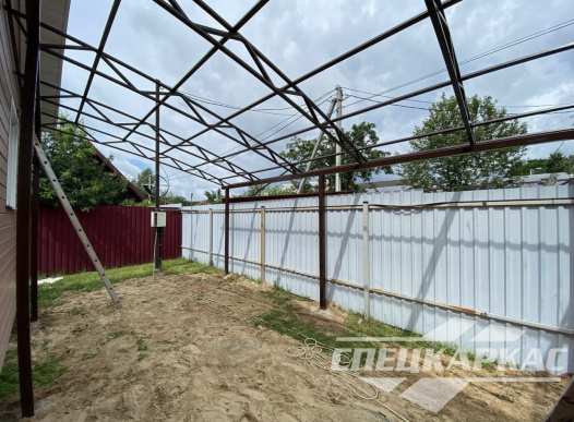 Навес к дому из поликарбоната для автомобиля №17 1234