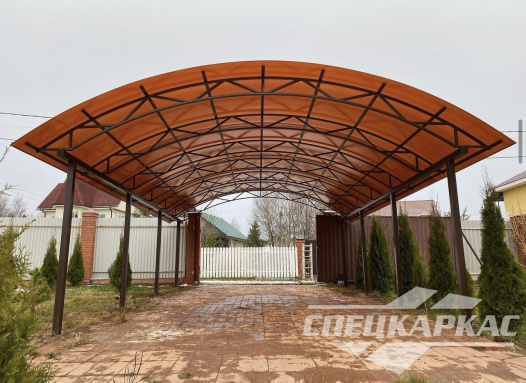 Навес из поликарбоната над парковочным местом №63 1685