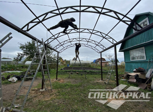 Простой навес для машины из поликарбоната №90 1958