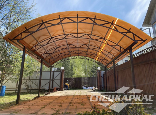 Усиленный навес из поликарбоната для парковки одного автомобиля №29 1350