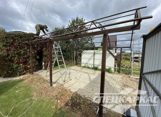 Навес из поликарбоната для машины усиленный №99 2049