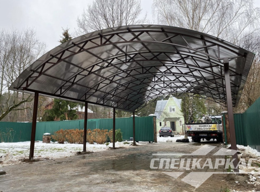 Металлический навес с поликарбонатом №61 1671