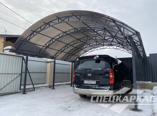 Навес из поликарбоната 6х6 для авто с закрытой боковой стенкой №53 1585
