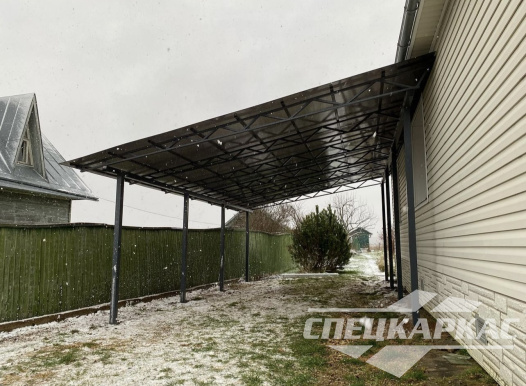 Навес для автомобиля примыкающий к дому №66 1723